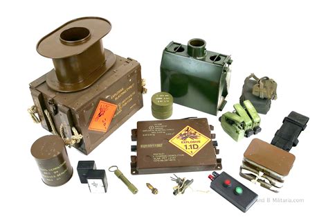 military detonator